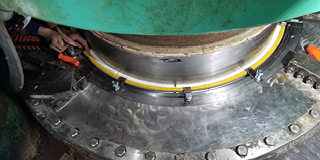 Thordon Segmented Shaft Seal for Hydro Turbines