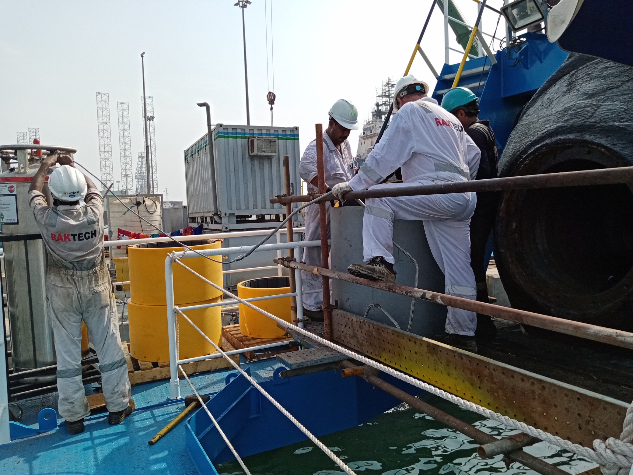 umm al anber installation