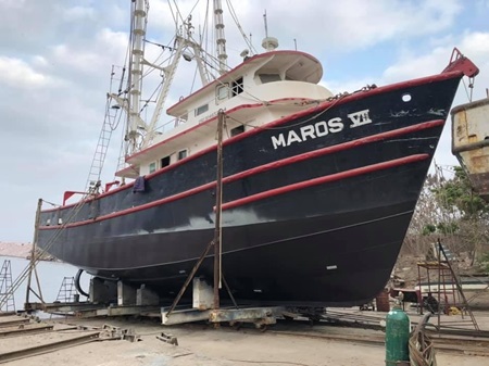 Maros Vessel fitted with Thordon Products