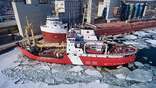 CCGS Griffon carrying out icebreaking duties in the Port of Midland, Ontario (March 2018).